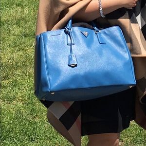 Prada saffiano lux shopping open tote Cobalt blue